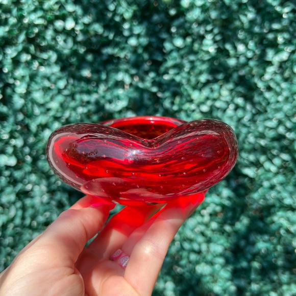 Vintage Murano Red Glass Ashtray, Mid century Modern home decor - Picture 9 of 11